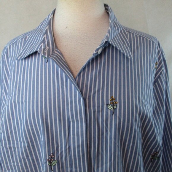 AVA VIV WOMENS PLUS SZ BUTTON DOWN SHIRT TOP STRIP - Picture 2 of 5